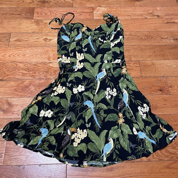 EUC Reformation Saskia Dress Size 8 Color Black Flowers Tropical - Picture 2 of 5